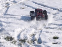 HPI Savage XS Flux im Schnee 16