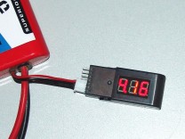 ACME 6STR LiPo-Tester: 4 - Anzeige der Spannung der ersten Zelle des Akkus