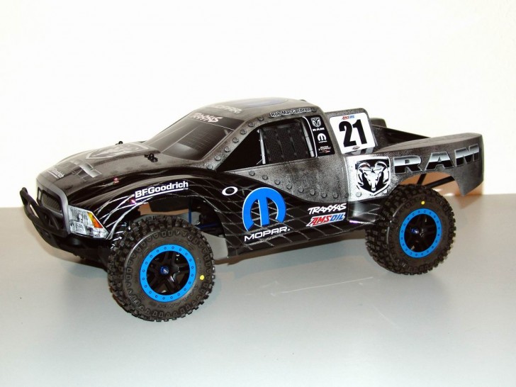 Traxxas Slash 4x4 LCG Dodge MacCachren