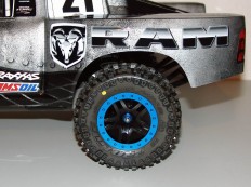 Traxxas Slash 4x4 LCG Dodge Radlauf